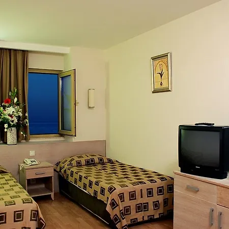 Side Breeze Hotel 5*